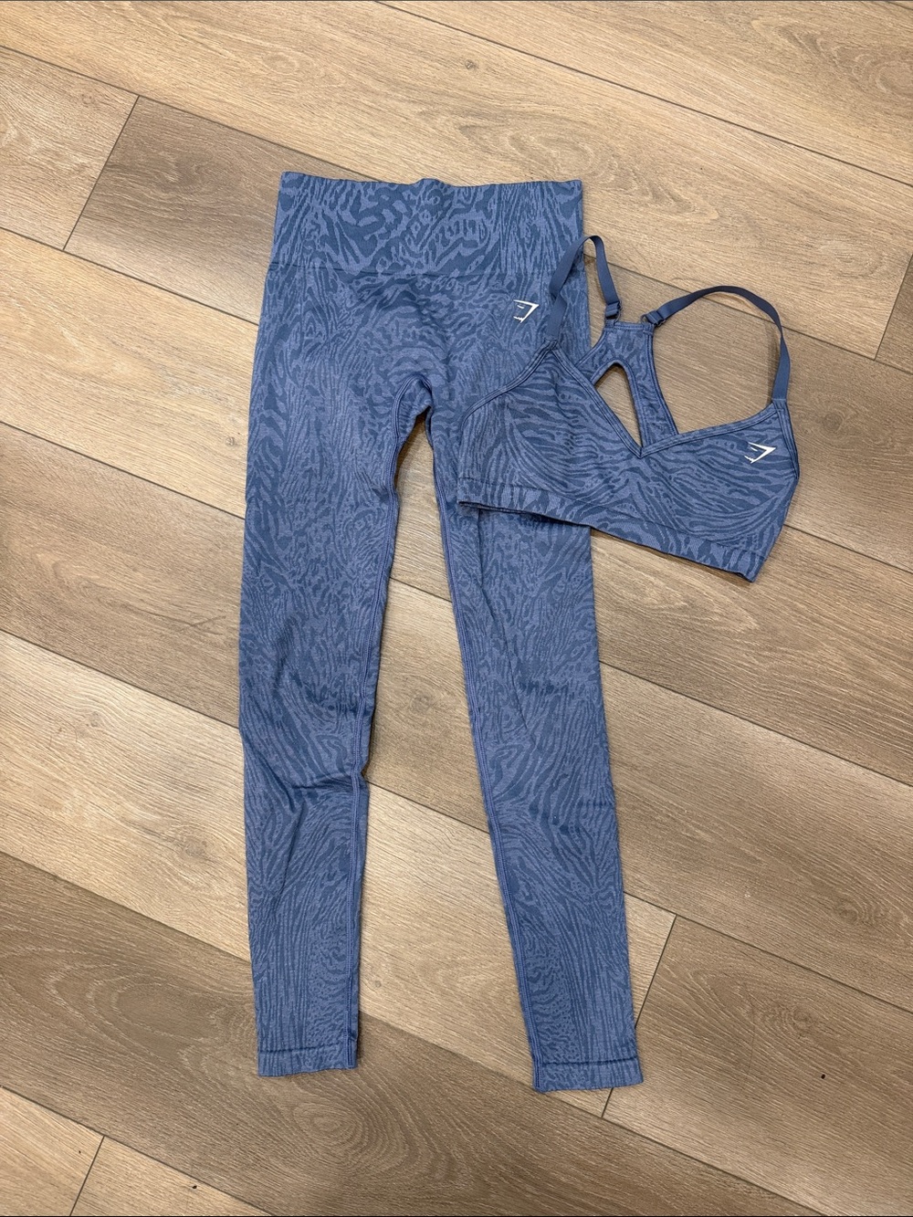 Gymshark Blue Patterned High-Waist Leggings & Strappy Sports Bra